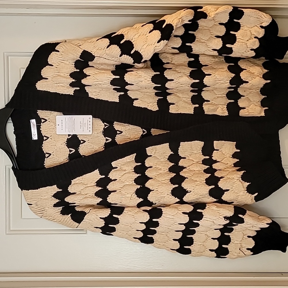 Womans long sleeve open front Cardigan size small